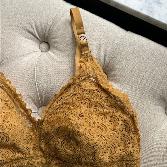 Aerie Lace Bralette XL in Golden Yellow w/adjustable straps - Picture 2 of 6
